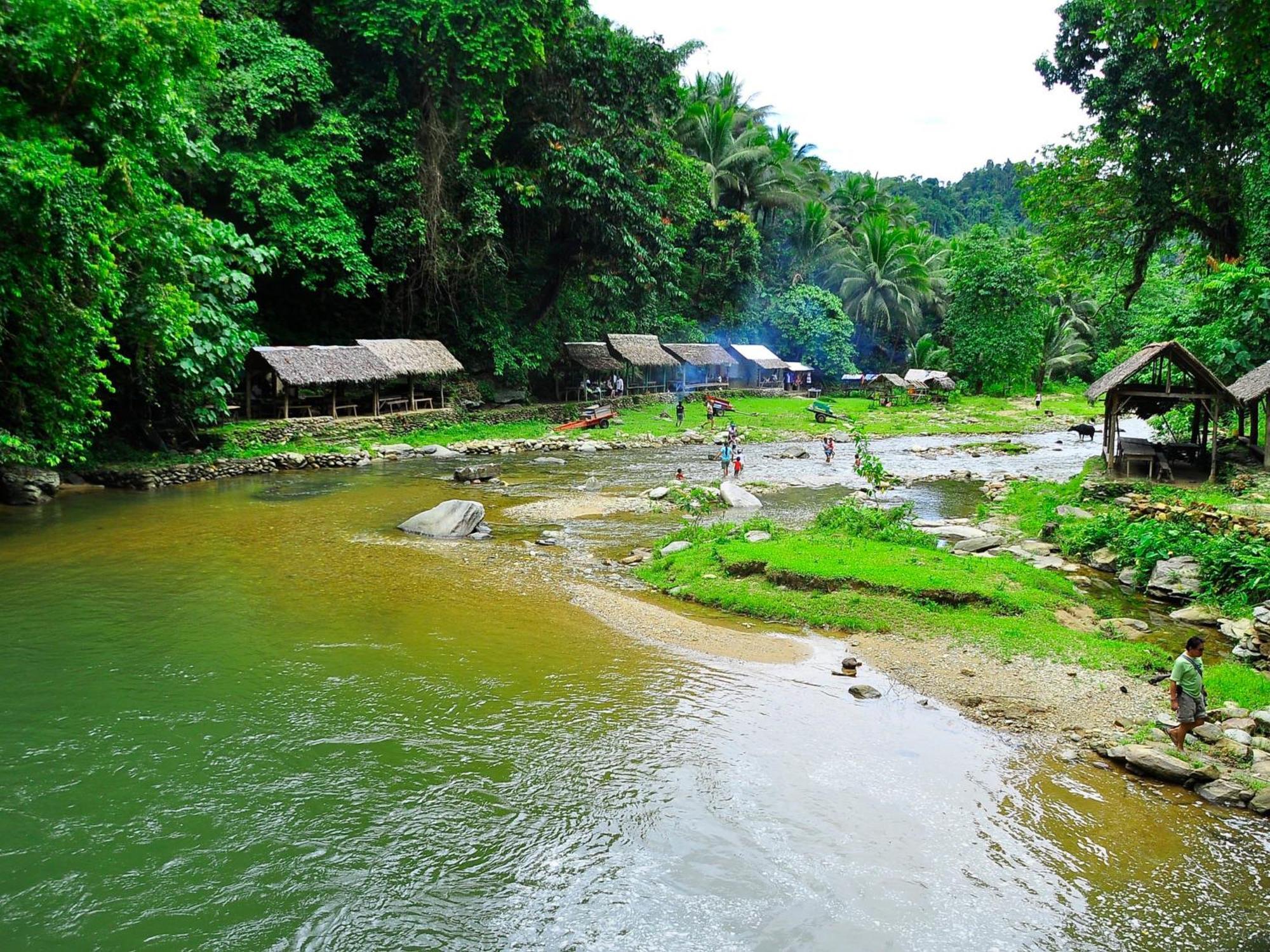 Badladz Beach And Dive Resort Puerto Galera Extérieur photo