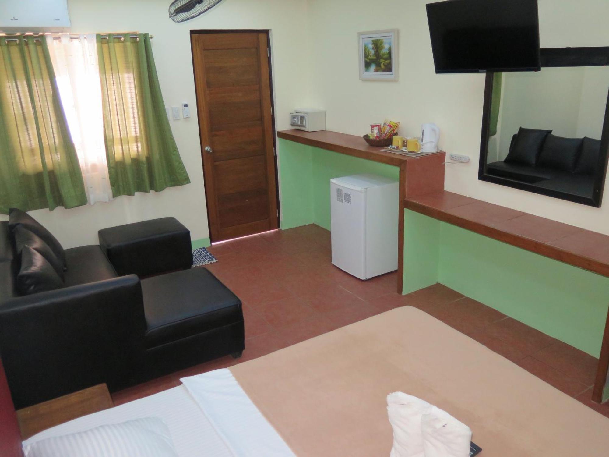 Badladz Beach And Dive Resort Puerto Galera Chambre photo